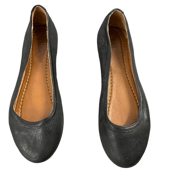 Frye Shoes - FRYE Women's Carson Ballet Flat Black Antique Soft Vintage Leather Size 8.5 M